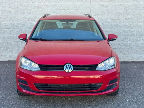 Used 2015 Volkswagen Golf TDI S FWD image 2