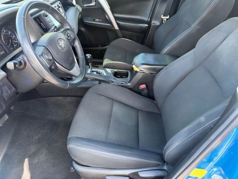 Used 2018 Toyota RAV4 XLE w/ Protection Package FWD image 14