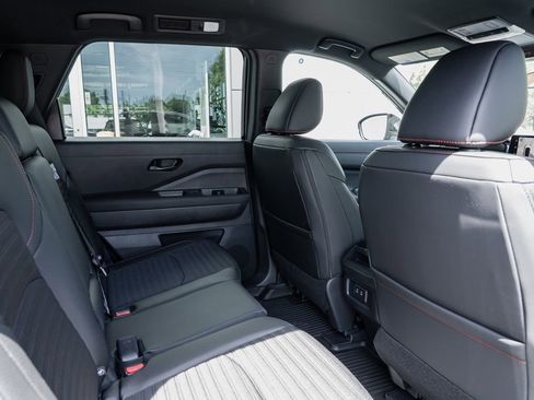 New 2026 Nissan Pathfinder Rock Creek AWD/4WD image 25