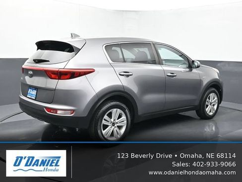 Used 2018 Kia Sportage LX AWD/4WD image 6