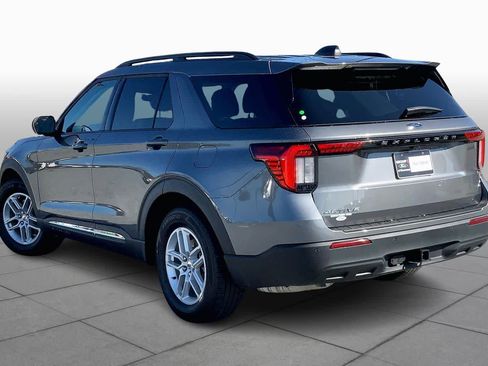 Certified 2025 Ford Explorer Active image 11