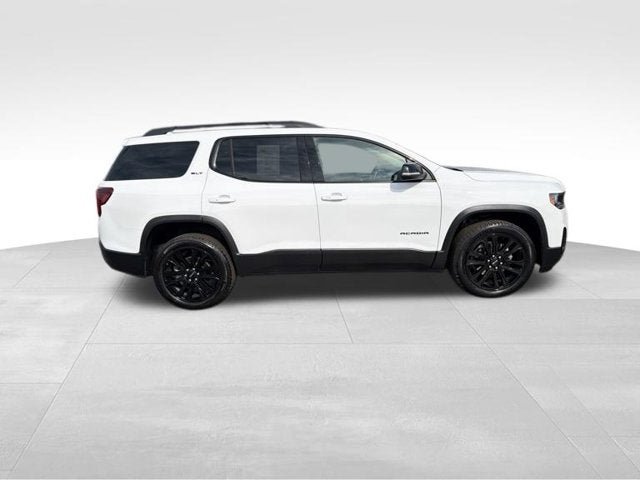 Used 2023 GMC Acadia SLT w/ Elevation Edition FWD image 4