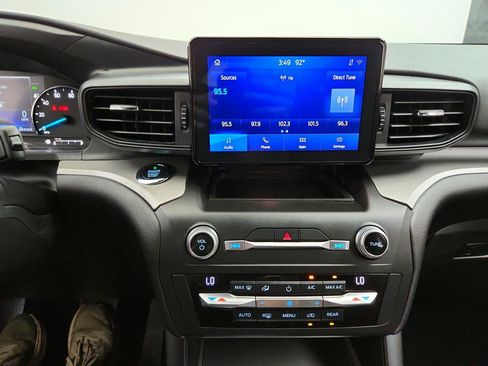 Used 2020 Ford Explorer XLT RWD image 20
