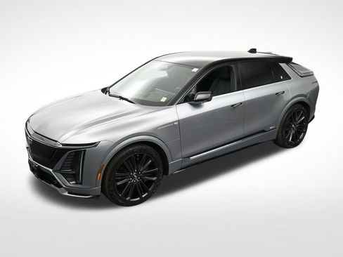 Certified 2026 Cadillac Lyriq V AWD/4WD image 16