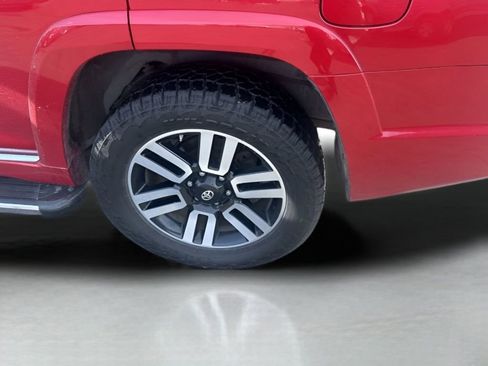 Used 2015 Toyota 4Runner Limited image 16