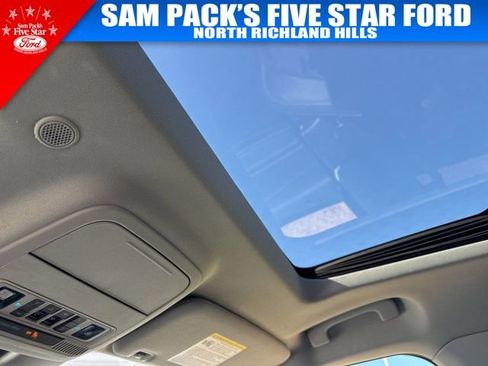 Used 2023 Ford Explorer Limited w/ Limited Technology Package image 12