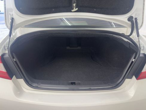 Used 2012 INFINITI M37 w/ Premium Pkg image 12