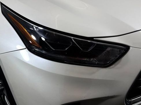 Used 2021 Toyota Highlander Platinum AWD/4WD image 13