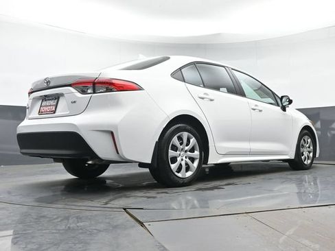 Certified 2025 Toyota Corolla LE FWD image 30