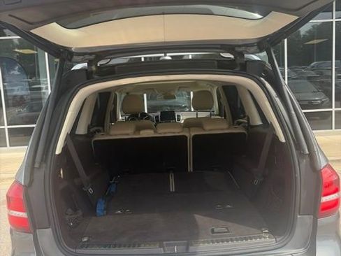 Used 2017 Mercedes-Benz GLS 450 4MATIC image 11