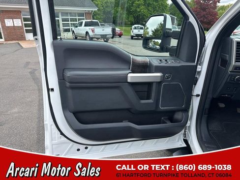 Used 2022 Ford F250 Lariat w/ Lariat Ultimate Package AWD/4WD image 18