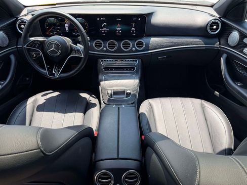 Used 2022 Mercedes-Benz E 350 4MATIC Sedan image 22