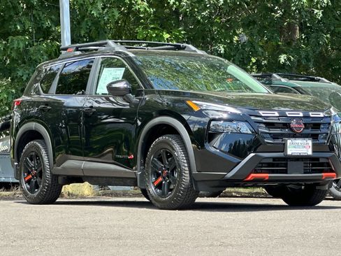 New 2026 Nissan Rogue SV AWD/4WD image 9