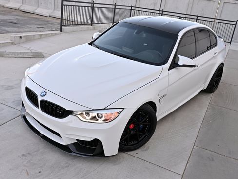 Used 2016 BMW M3 RWD image 42