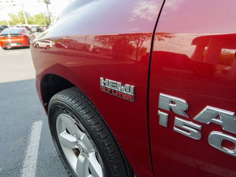 Used 2015 RAM 1500 Express AWD/4WD image 7