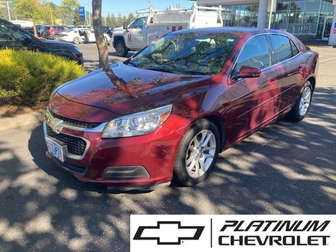 Used 2015 Chevrolet Malibu LT w/ Power Convenience Package FWD image 1