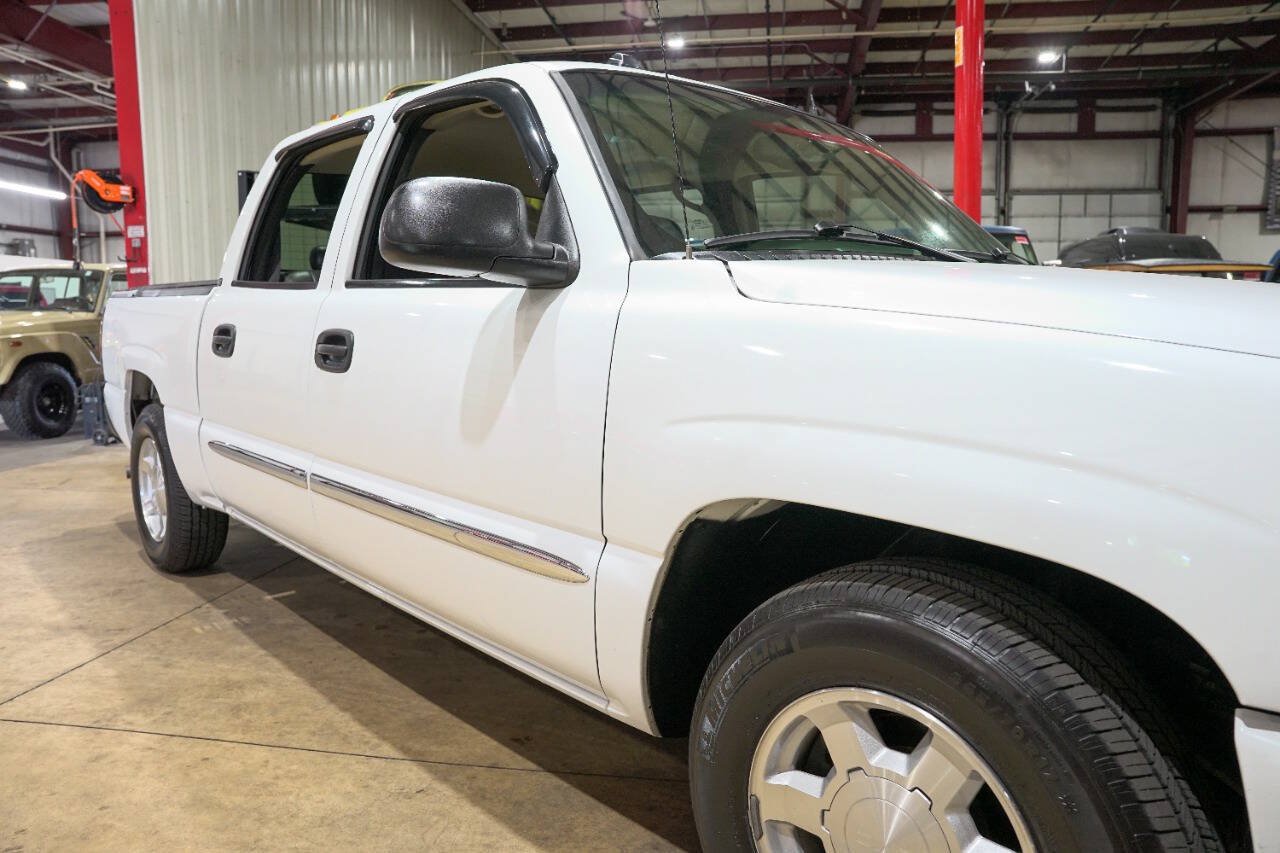 Used 2005 GMC Sierra 1500 SLT w/ Light Duty Power Package RWD image 34