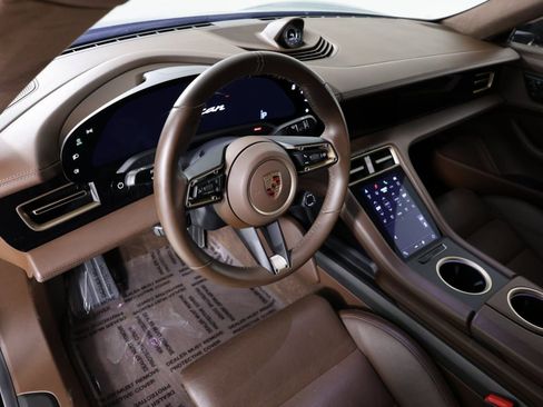 Used 2020 Porsche Taycan Turbo S image 23