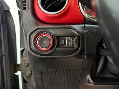 Used 2021 Jeep Wrangler Unlimited Rubicon w/ Uconnect 4C Nav & Sound Group AWD/4WD image 17