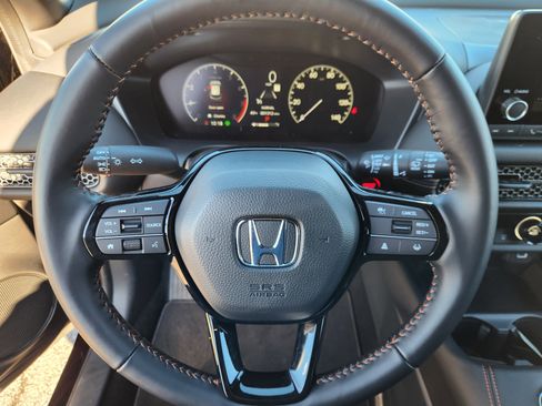 Used 2025 Honda HR-V Sport image 9