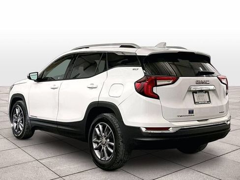 Used 2022 GMC Terrain SLT AWD/4WD image 10