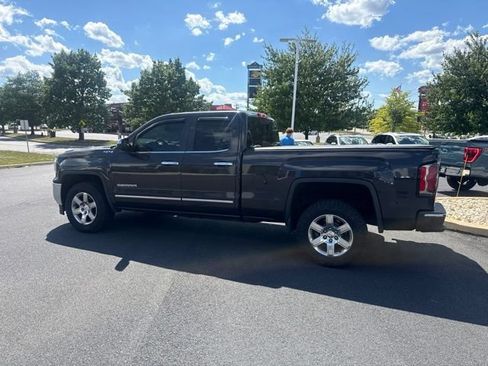 Used 2016 GMC Sierra 1500 SLT w/ SLT Preferred Package AWD/4WD image 8