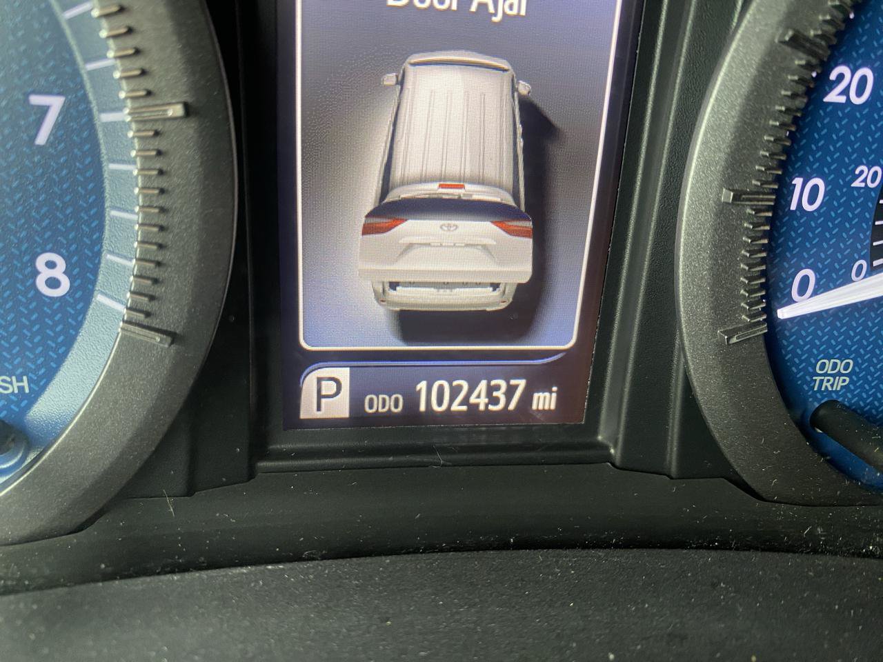 Used 2019 Toyota Sienna LE FWD image 12