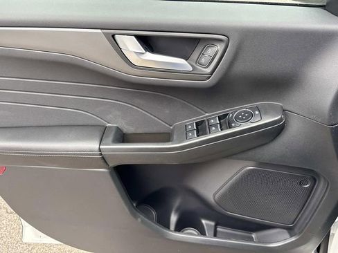 New 2026 Ford Escape SE image 20