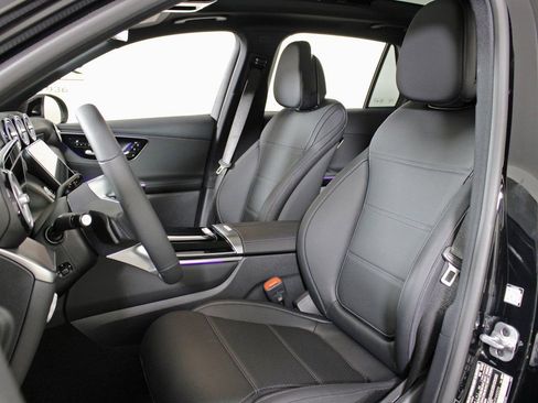 Certified 2026 Mercedes-Benz GLC 300 4MATIC image 13