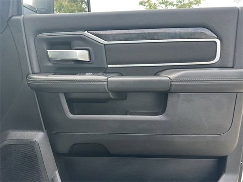 Used 2024 RAM 2500 Big Horn w/ Bed Utility Group image 13