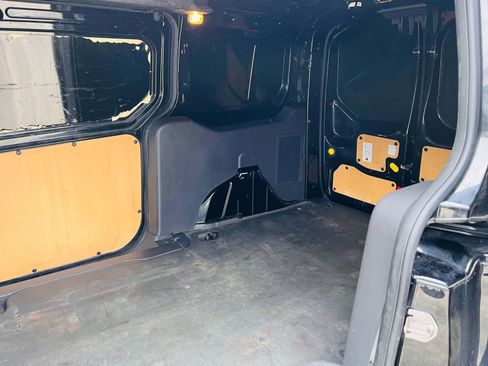Used 2017 Ford Transit Connect XLT image 23