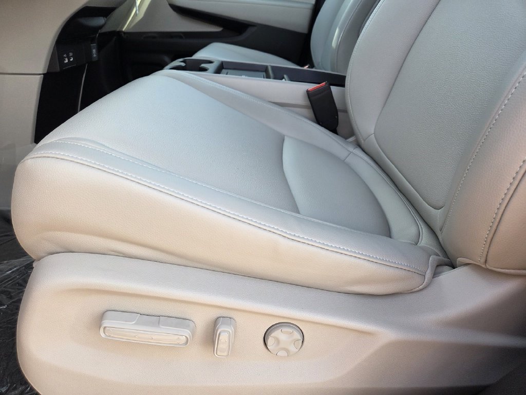 New 2027 Honda Odyssey EX-L image 14