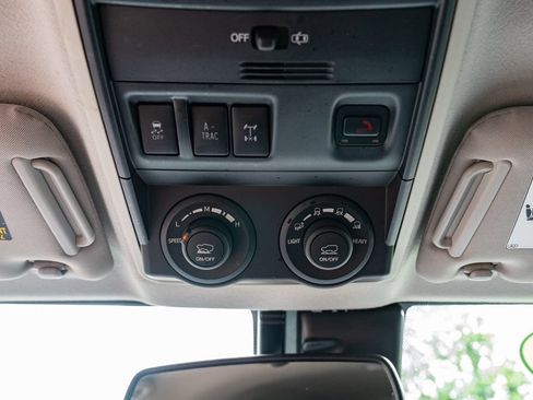 Used 2020 Toyota 4Runner TRD Off-Road AWD/4WD image 20
