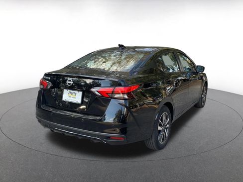 Used 2025 Nissan Versa SV image 7