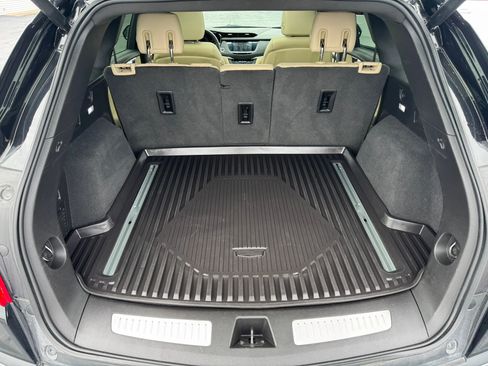 Used 2019 Cadillac XT5 Luxury FWD image 14
