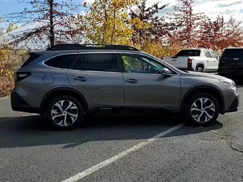 Used 2022 Subaru Outback Limited w/ Popular Package #2 image 9
