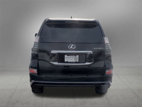 Used 2023 Lexus GX 460 Premium image 5
