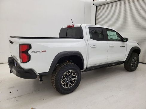 New 2026 Chevrolet Colorado ZR2 w/ Technology Package image 17