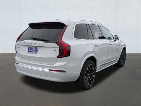 New 2026 Volvo XC90 B6 Plus image 2