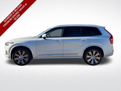 Used 2023 Volvo XC90 B6 Ultimate w/ Lounge Package image 2