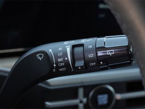 Used 2025 Hyundai Santa Fe SEL image 29