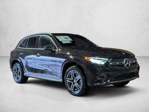 Certified 2026 Mercedes-Benz GLC 300 image 7