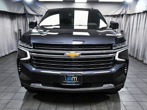 Used 2022 Chevrolet Tahoe LT w/ Luxury Package image 2