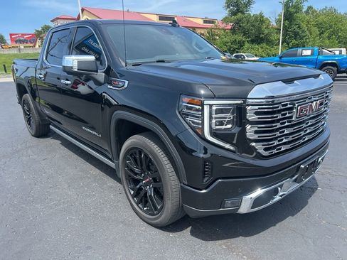 Used 2024 GMC Sierra 1500 Denali AWD/4WD image 3