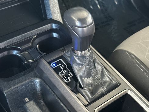 Used 2023 Toyota Tacoma TRD Sport AWD/4WD image 27
