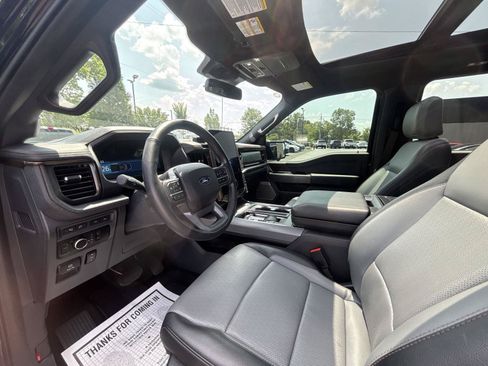 Used 2024 Ford F150 Lightning Lariat AWD/4WD image 26