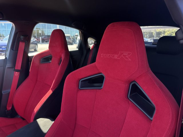 Certified 2026 Honda Civic Type R image 13