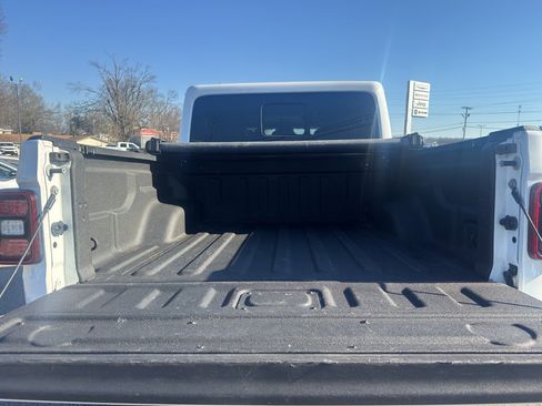 Used 2021 Jeep Gladiator Rubicon image 22