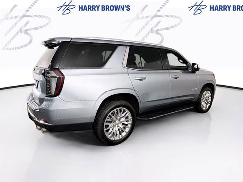 Used 2025 Chevrolet Tahoe Premier AWD/4WD image 35