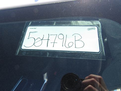 Used 2023 GMC Sierra 1500 SLT w/ SLT Premium Plus Package image 32